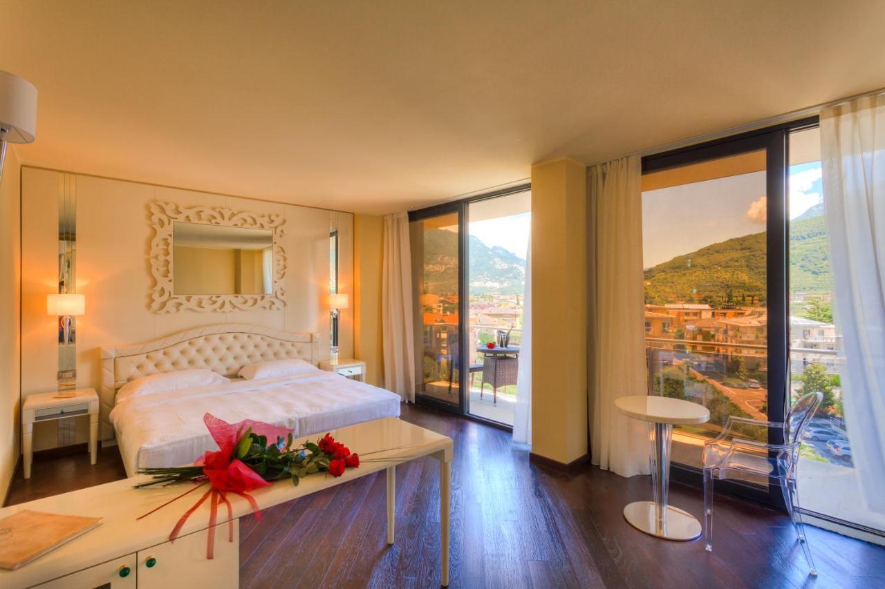 Superior Classic Double Room with Balcony,1583072907:JPEG